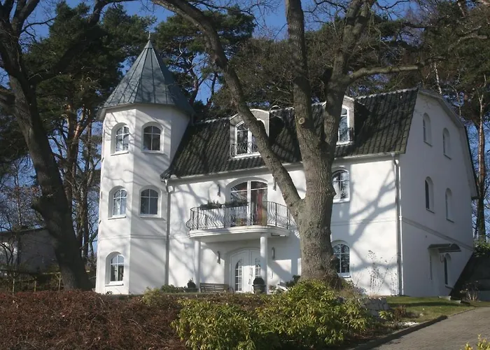 Heinrich アパート ビンツ